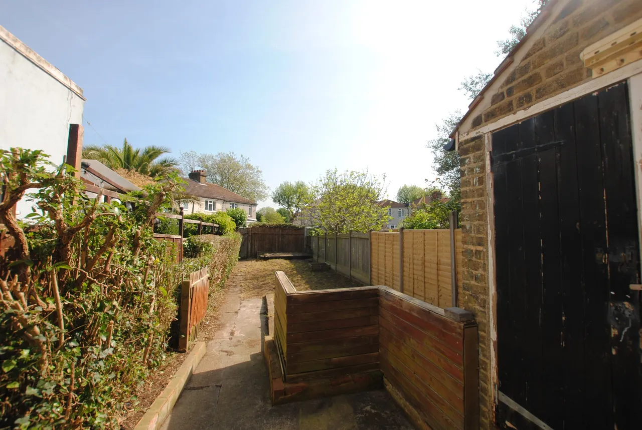 Knockhall Chase, Greenhithe, Kent, DA9 9EW, photo 11