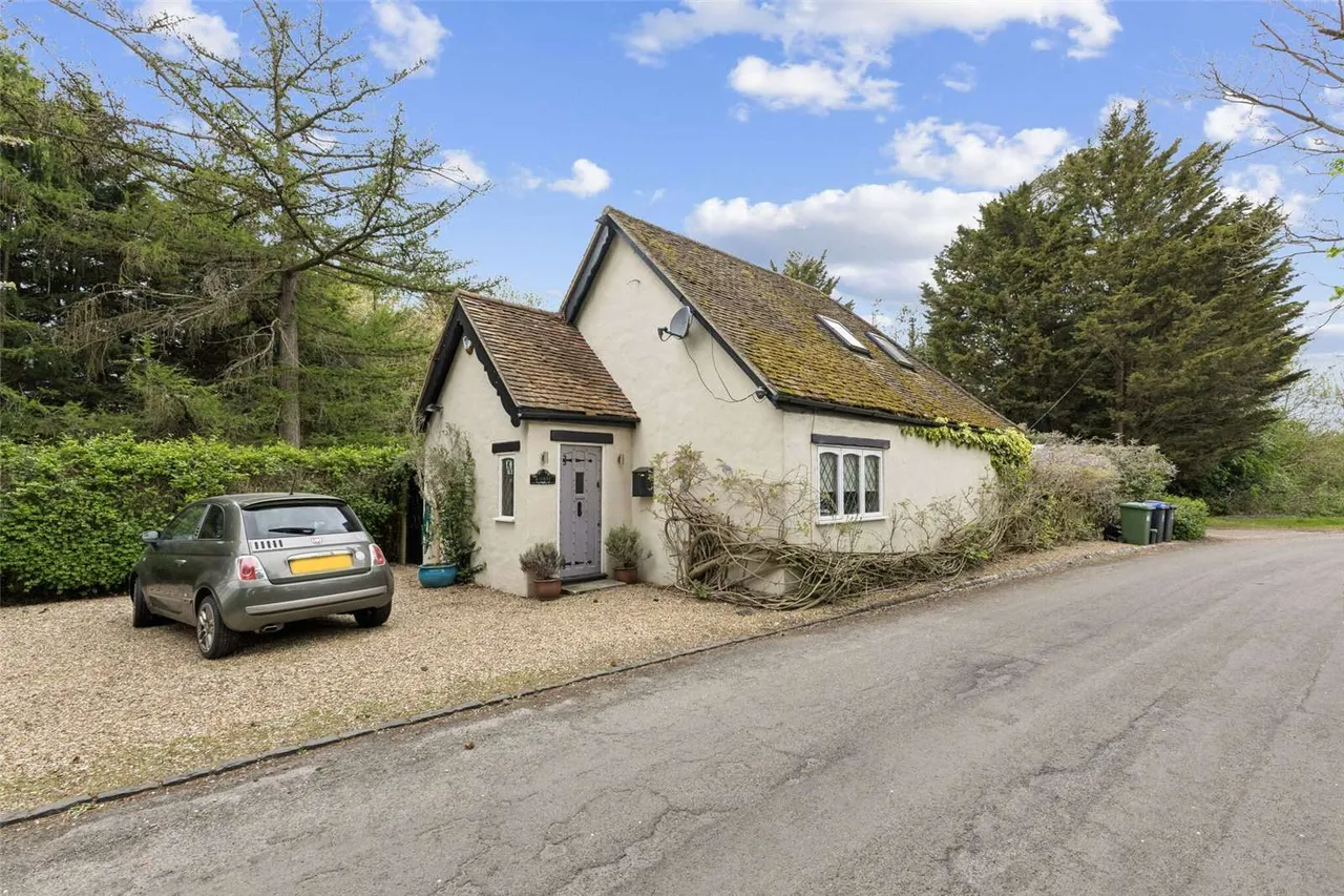 Hollow Hill Lane, Iver, SL0, photo 2