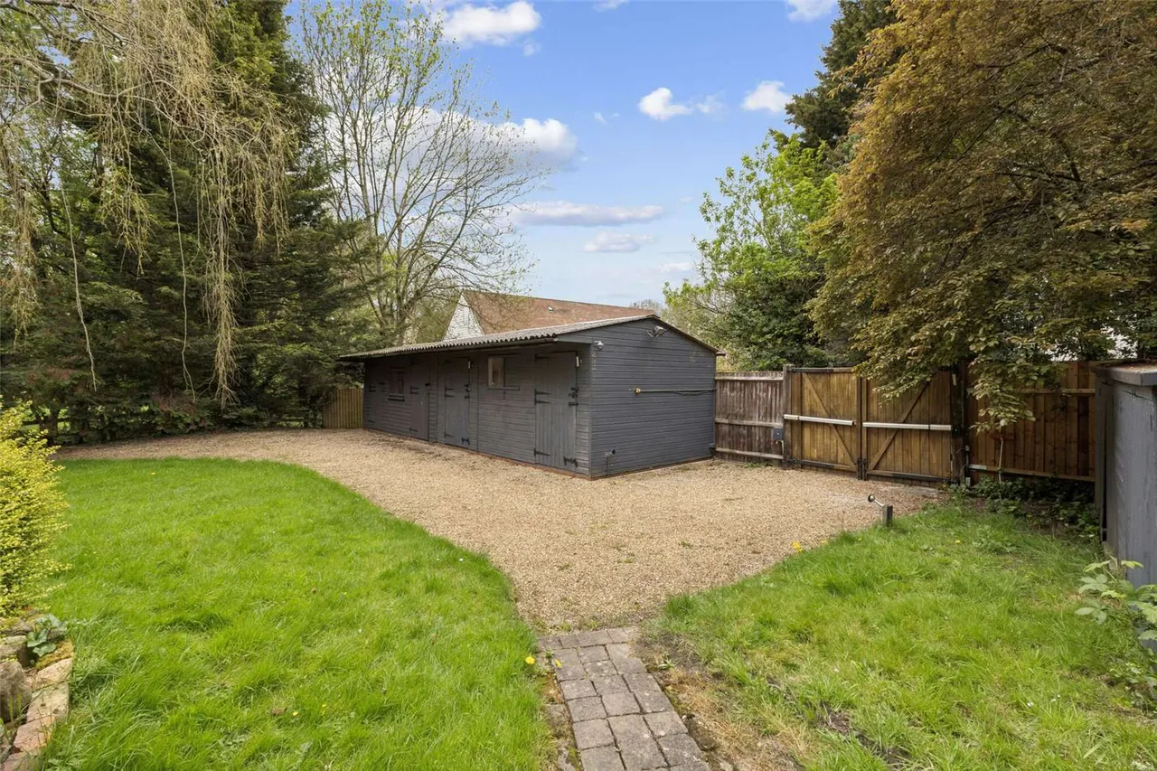 Hollow Hill Lane, Iver, SL0, photo 12