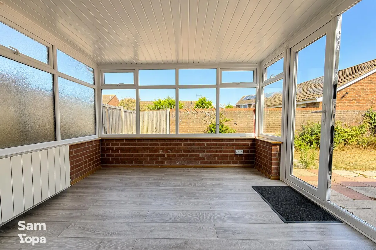 Merstham Drive, Clacton-on-sea, CO16, photo 2
