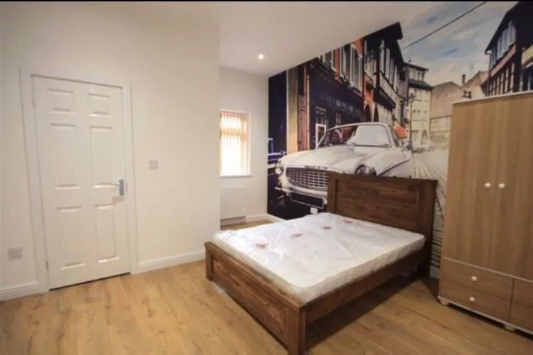 Cork Street, Ashton-under-Lyne, Greater Manchester, OL6, photo 4