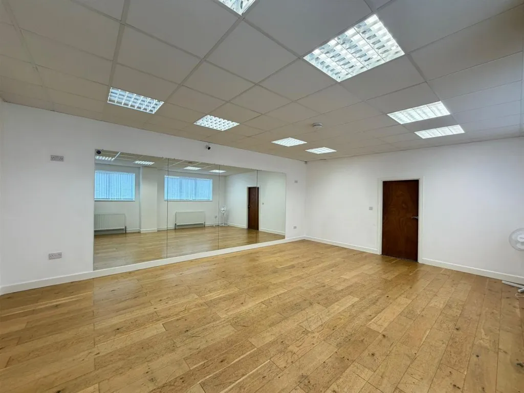 Beck Hill, Bradford, BD6, photo 6
