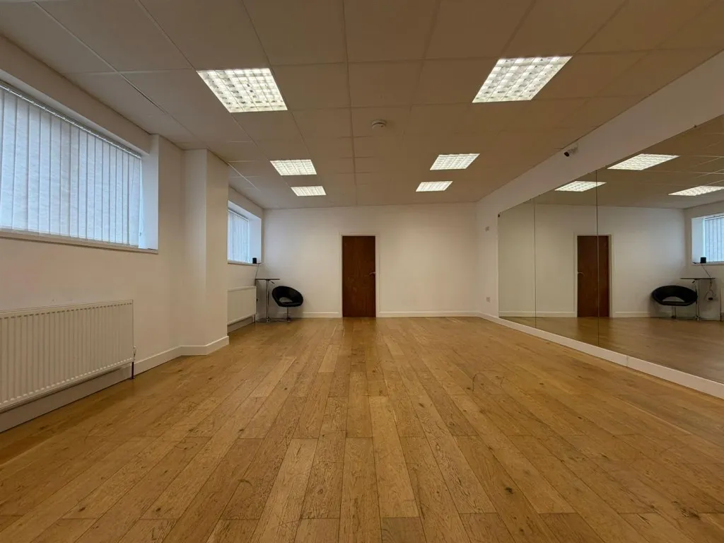 Beck Hill, Bradford, BD6, photo 7