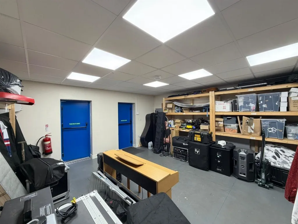 Beck Hill, Bradford, BD6, photo 14