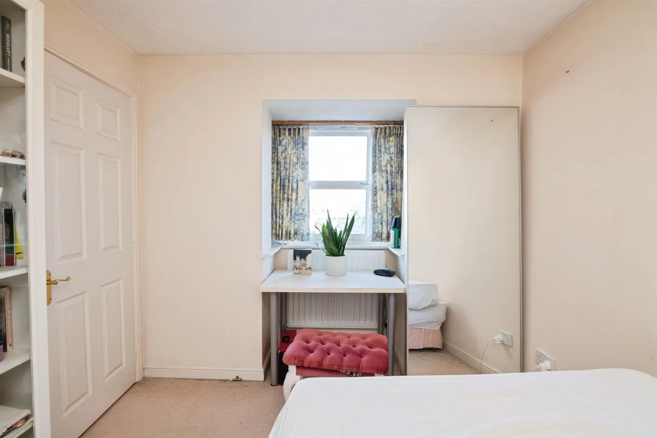 Breamore Crescent, Dudley, photo 11