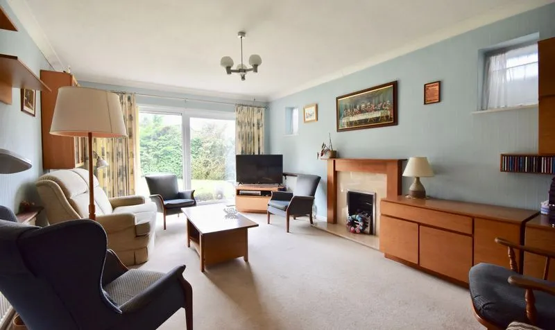 Pepys Close, Ashtead, KT21, photo 5