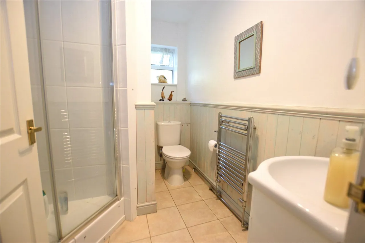 Ashley Road, Farnborough, Hampshire, GU14 7EZ, photo 10