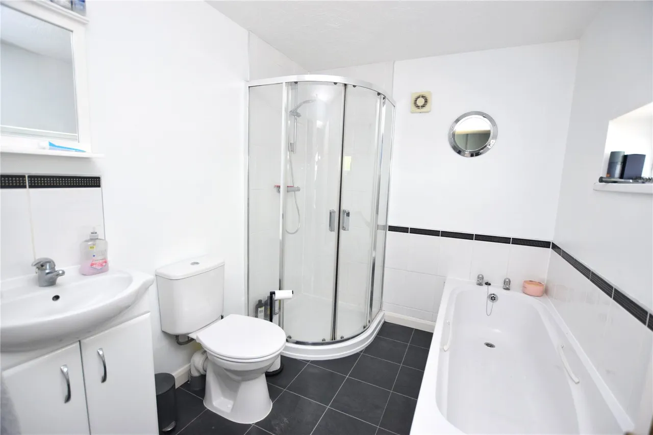 Ashley Road, Farnborough, Hampshire, GU14 7EZ, photo 21