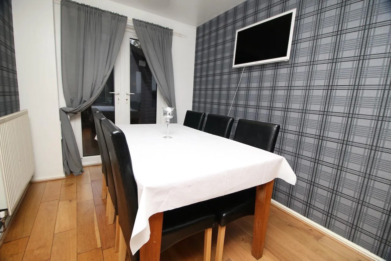 Glentanar Drive, Moodiesburn, G69 0HW, photo 5