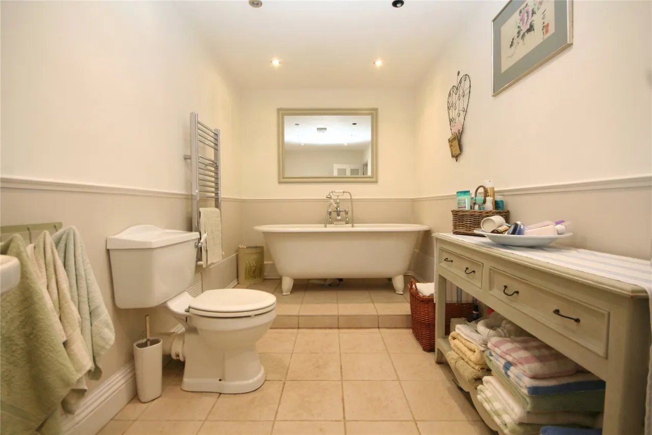 The Park, Cheltenham, GL50, photo 8