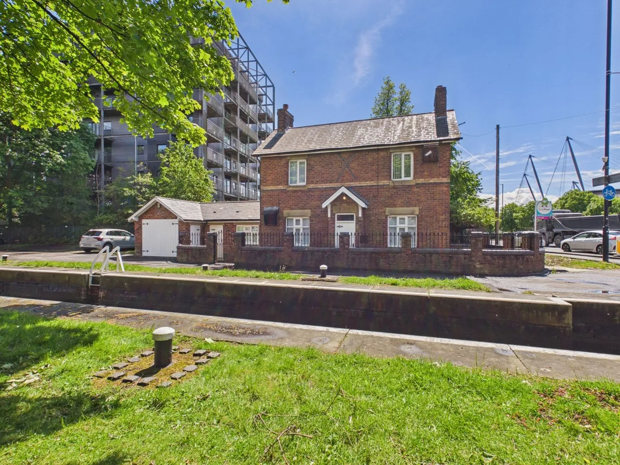 2 bed house for sale, Alan Turing Way, Manchester, M11