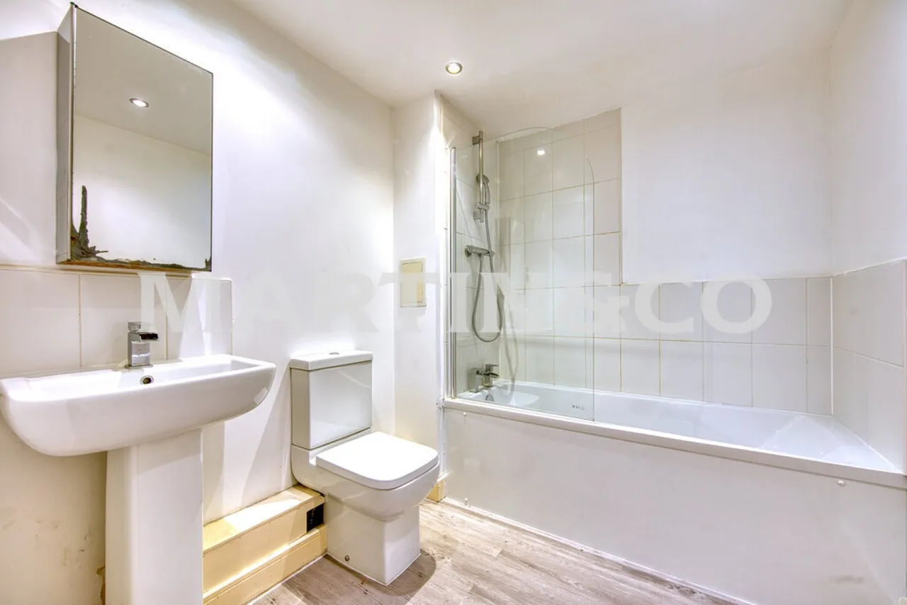 Bramley Crescent, IG2, photo 9