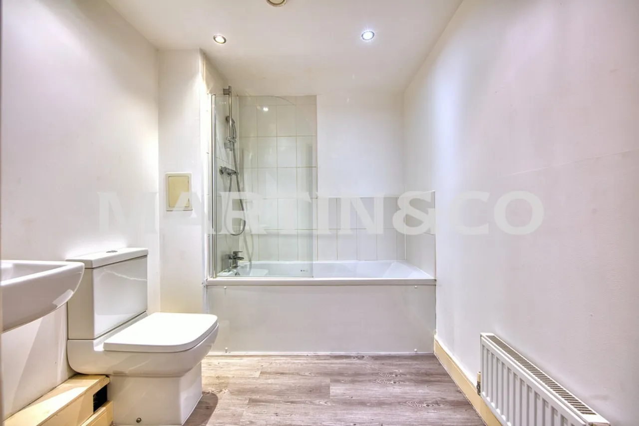 Bramley Crescent, IG2, photo 8