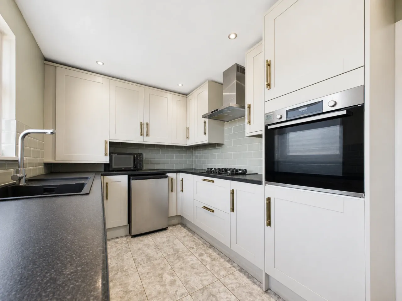 2 bed property for sale, Uplands Road South, Carlton Colville