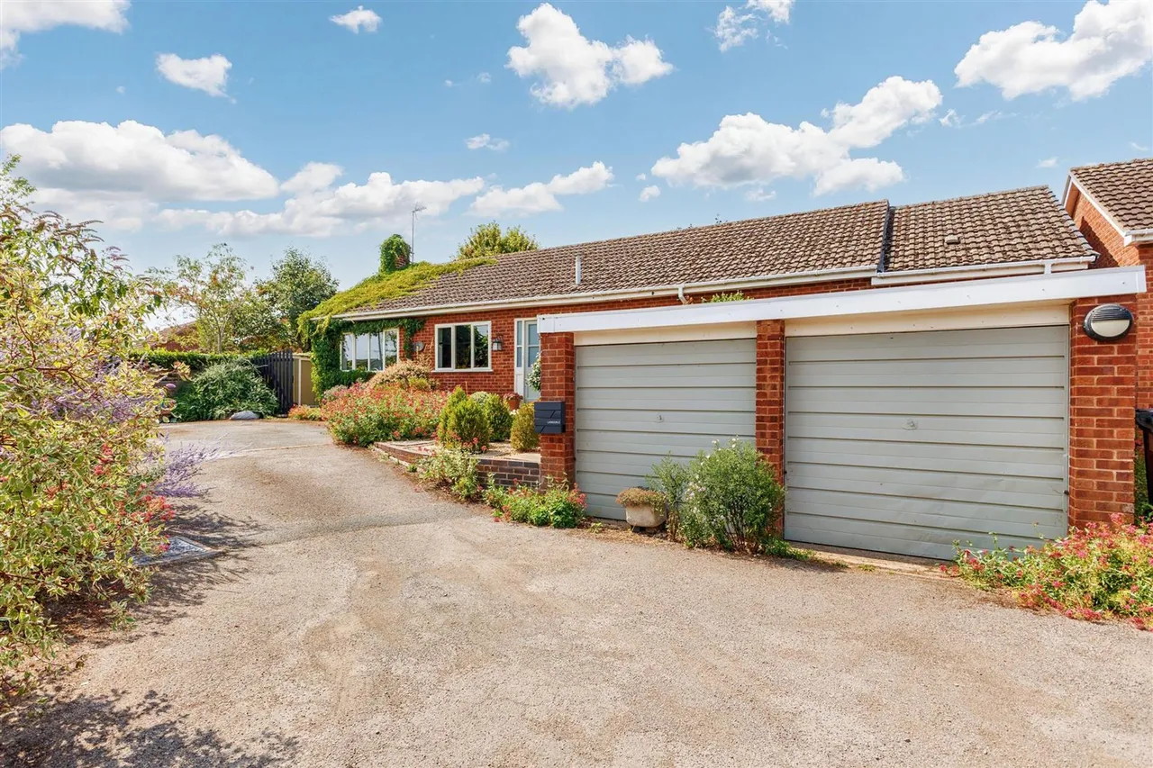Upper Street, Defford, WR8, photo 36