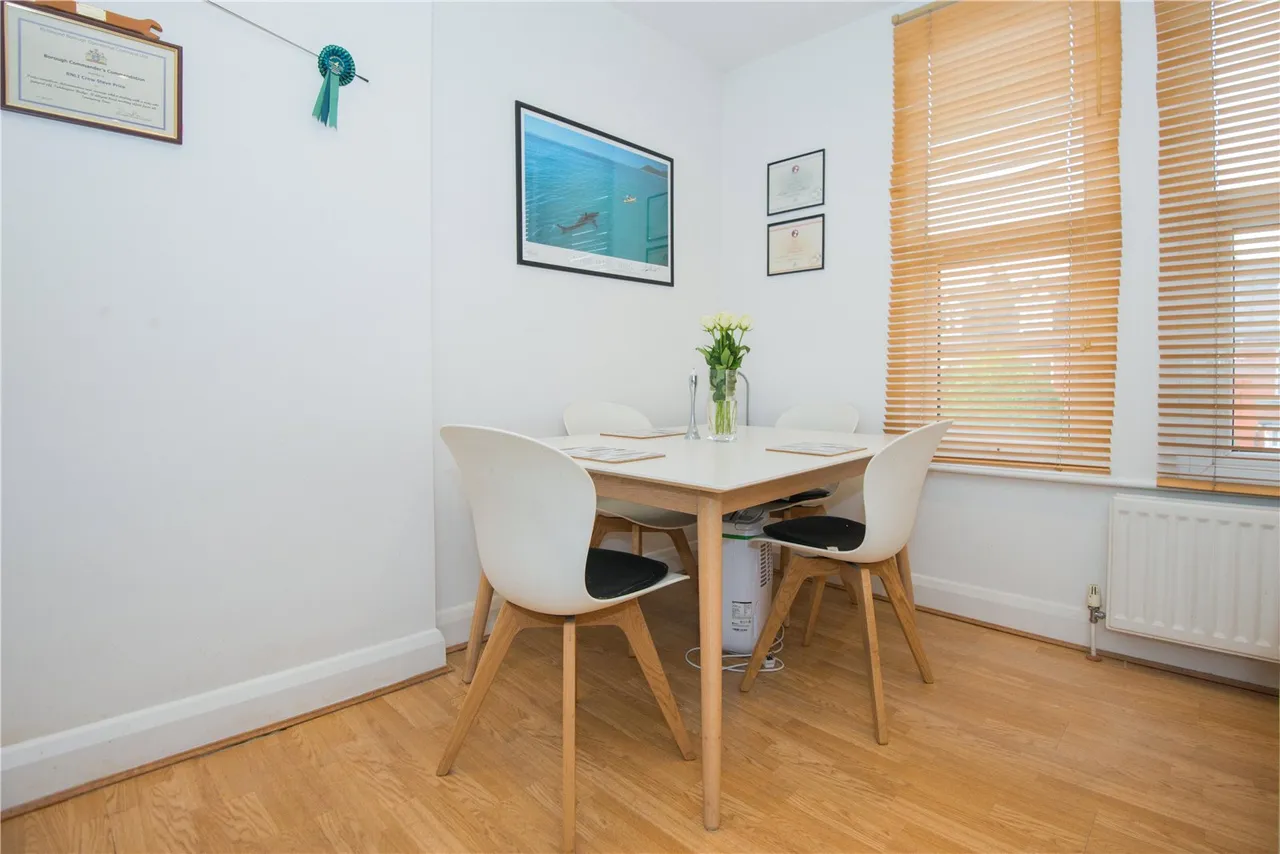 Kingston Road, Teddington, TW11, photo 6