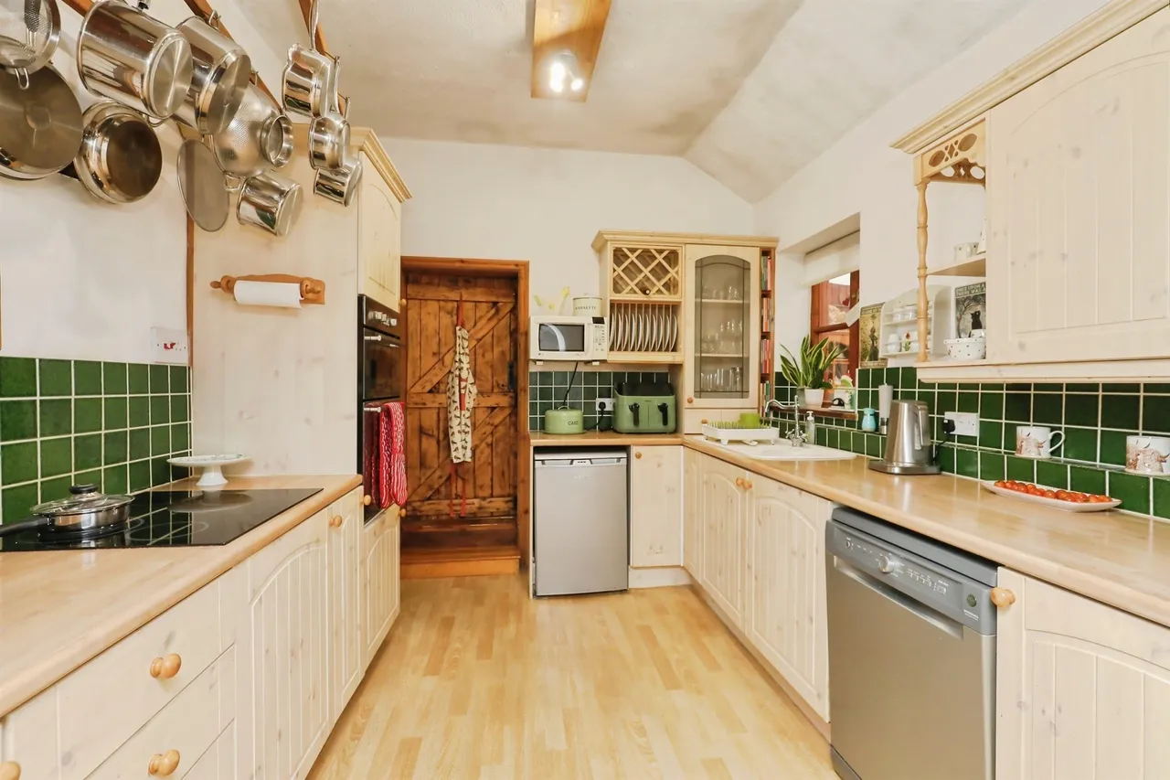 South Pickenham Road, Swaffham, photo 7