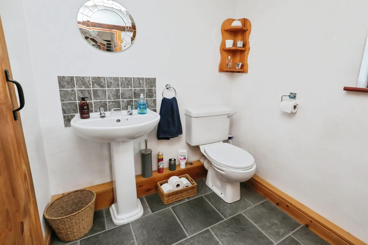 South Pickenham Road, Swaffham, photo 11