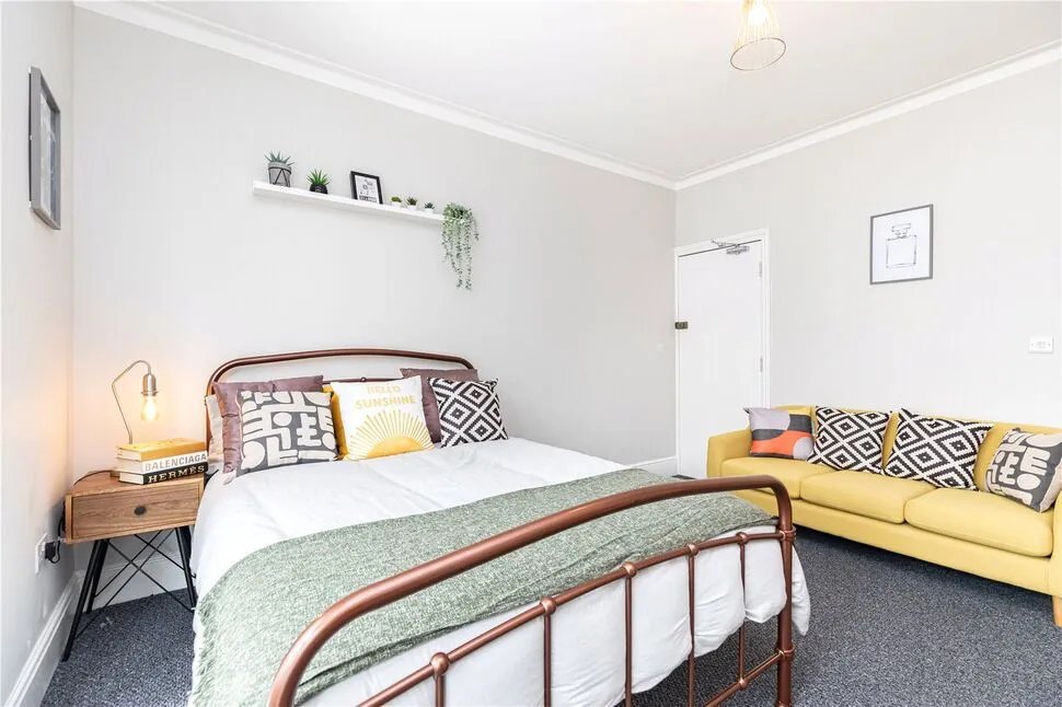 flat to rent — Morris Road, Southampton, Hampshire, SO15