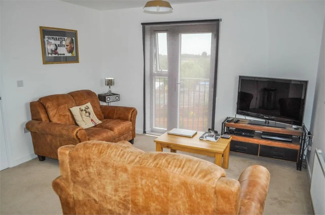 Clifton Hatch, Harlow, CM18, photo 4