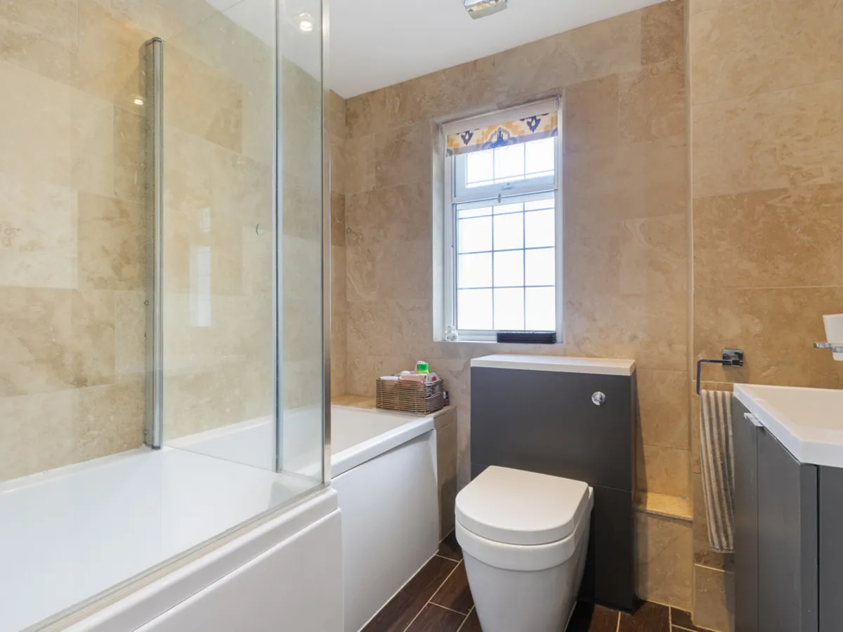 London Road, Rake, GU33, photo 15