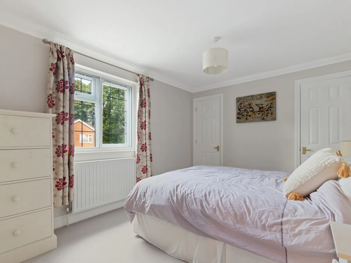 London Road, Rake, GU33, photo 10