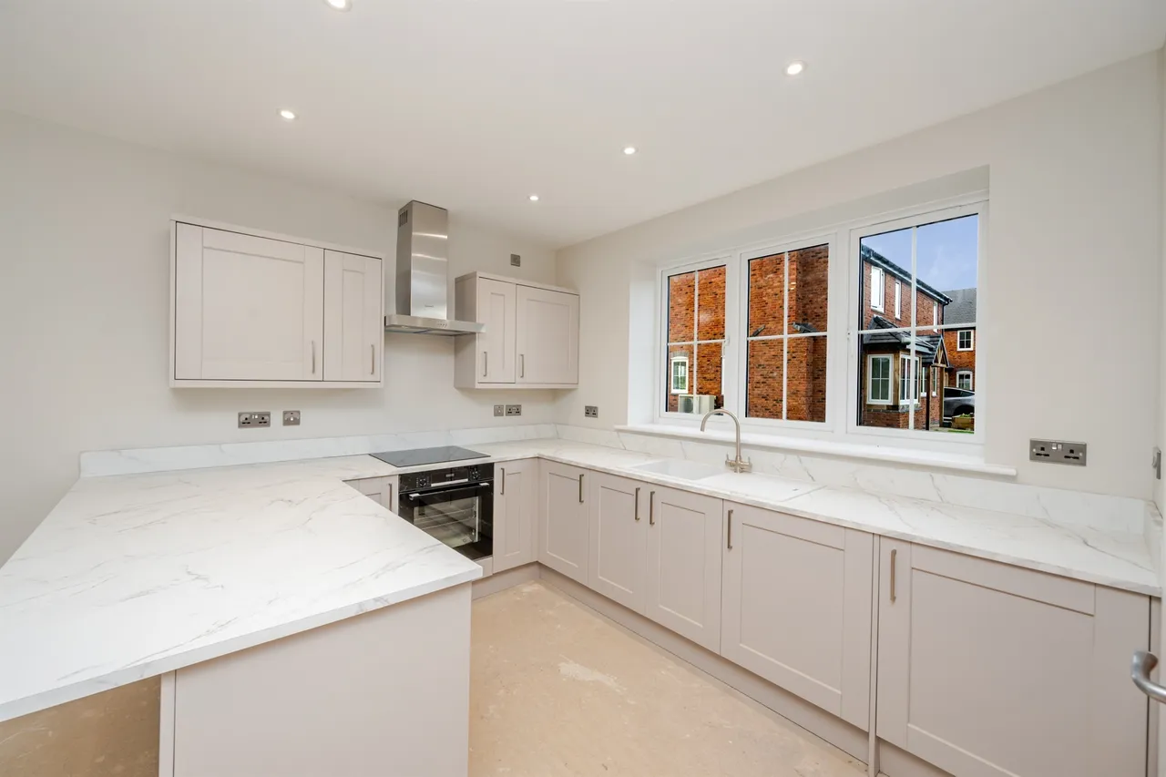 The Hawthorns, Scropton, Derby, photo 7