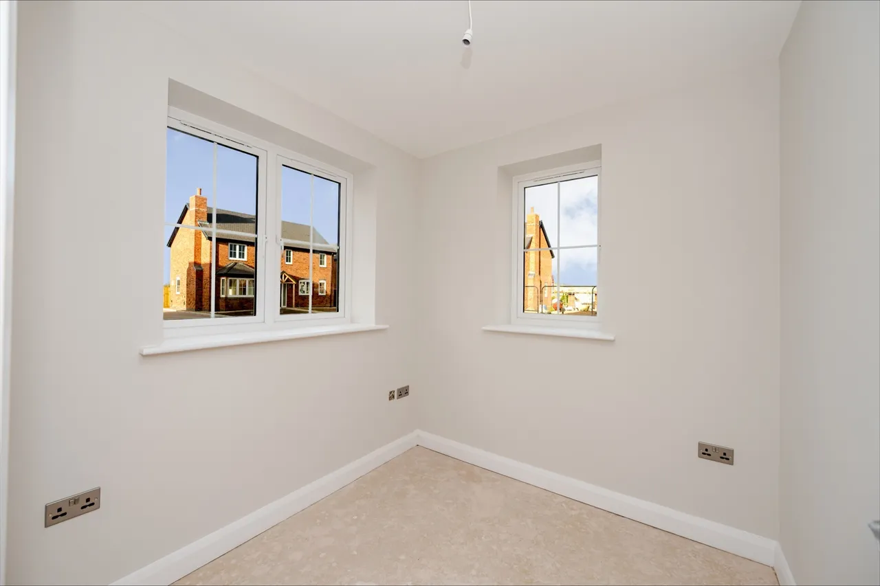 The Hawthorns, Scropton, Derby, photo 11