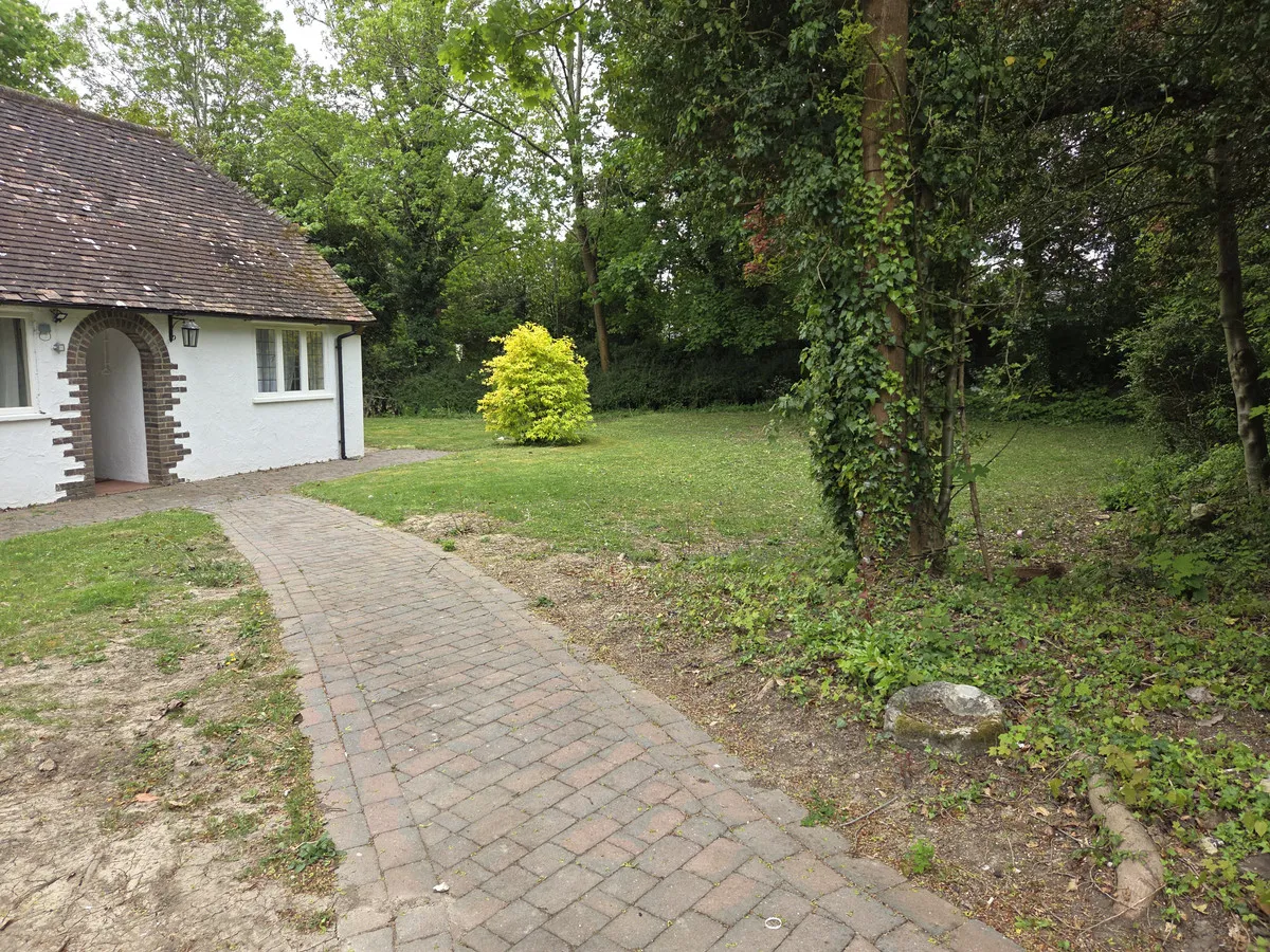 Coulsdon, CR5 3EH, photo 8