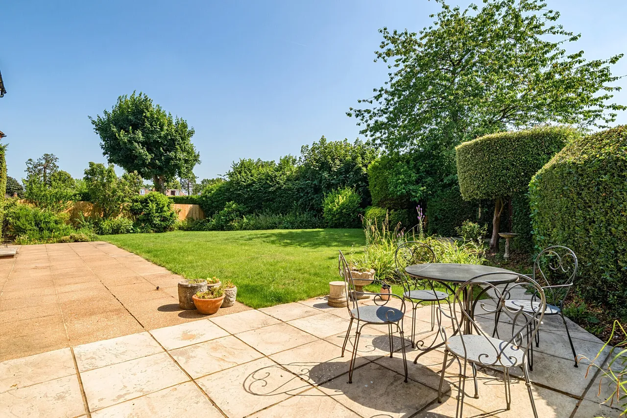 Willow Park, Stoke Poges, SL2, photo 3