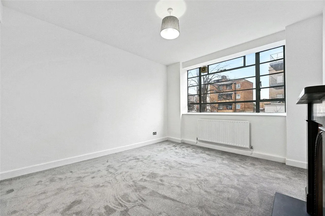 Goldhawk Road, London, W12, photo 6