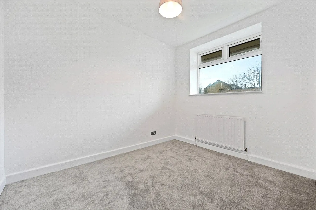 Goldhawk Road, London, W12, photo 8