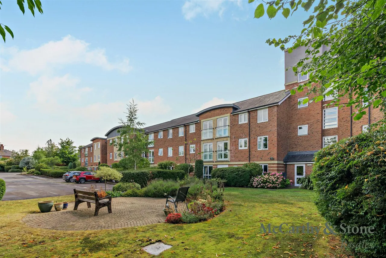 1 bed flat for sale, Malpas Road, Northallerton, DL7