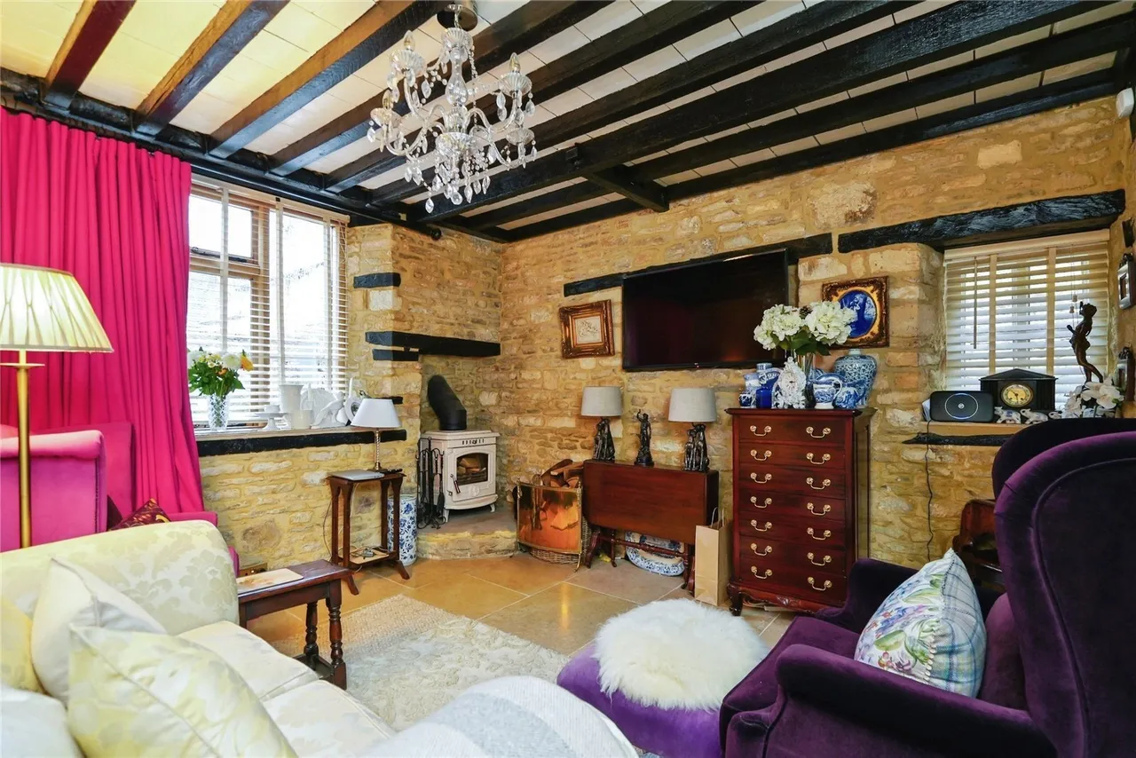 High Street, Burford, OX18, photo 4