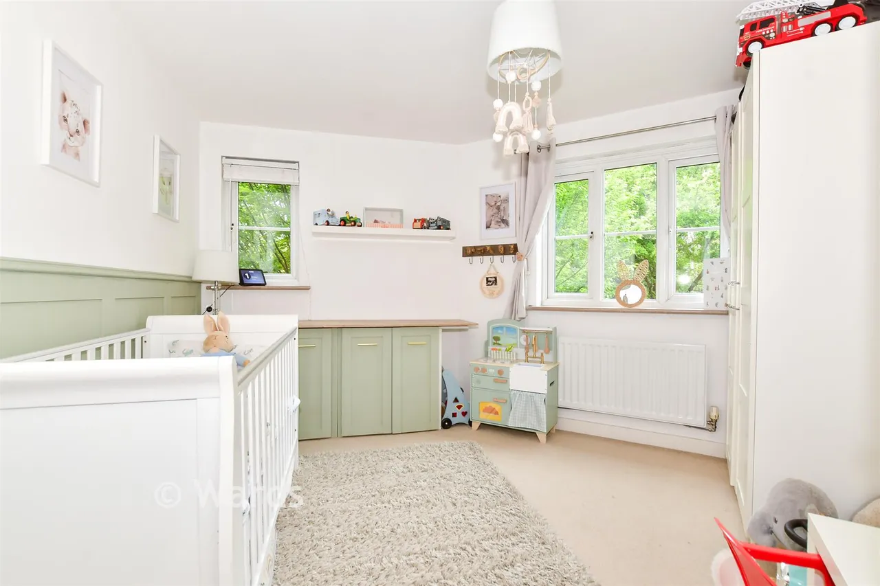 Ingram Close, Larkfield, ME20, photo 8