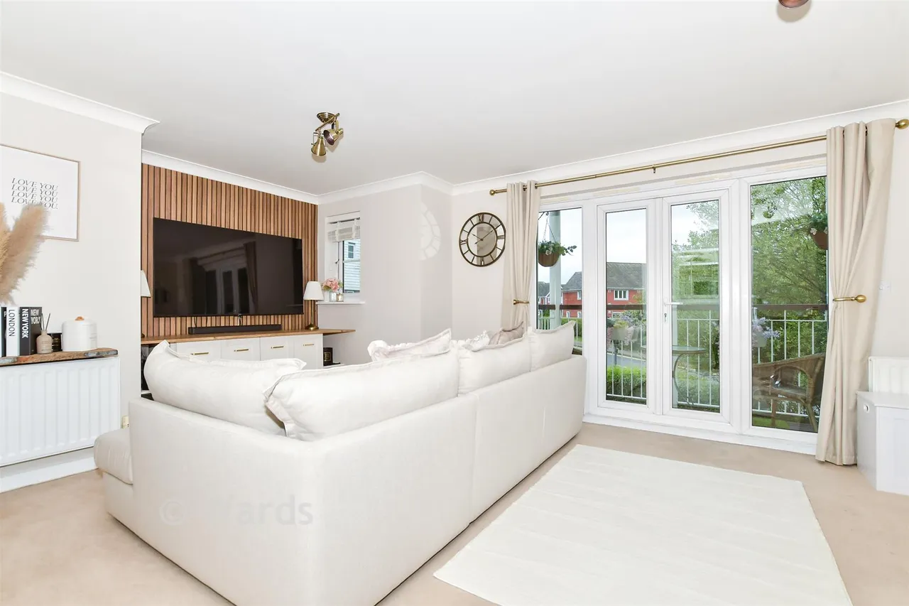 Ingram Close, Larkfield, ME20, photo 5