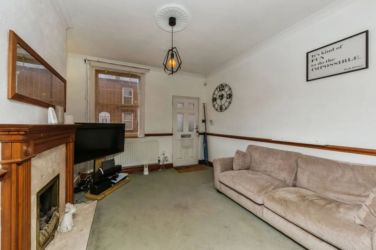 Peel Street, MACCLESFIELD, Cheshire, SK11, photo 5