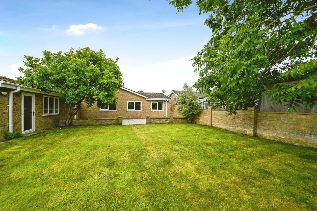 Birch Grove, West Winch, PE33, photo 13