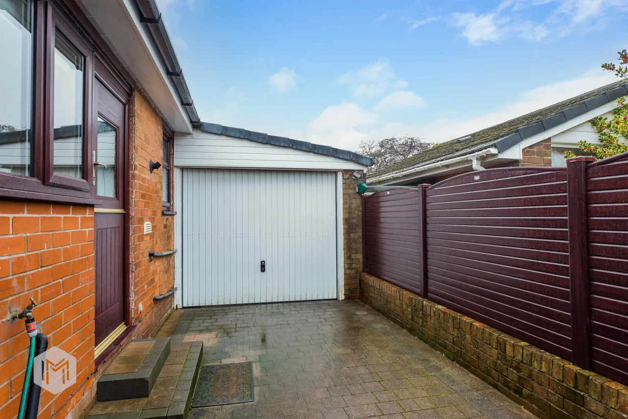 Laburnum Park, Bolton, BL2 3BX, photo 20