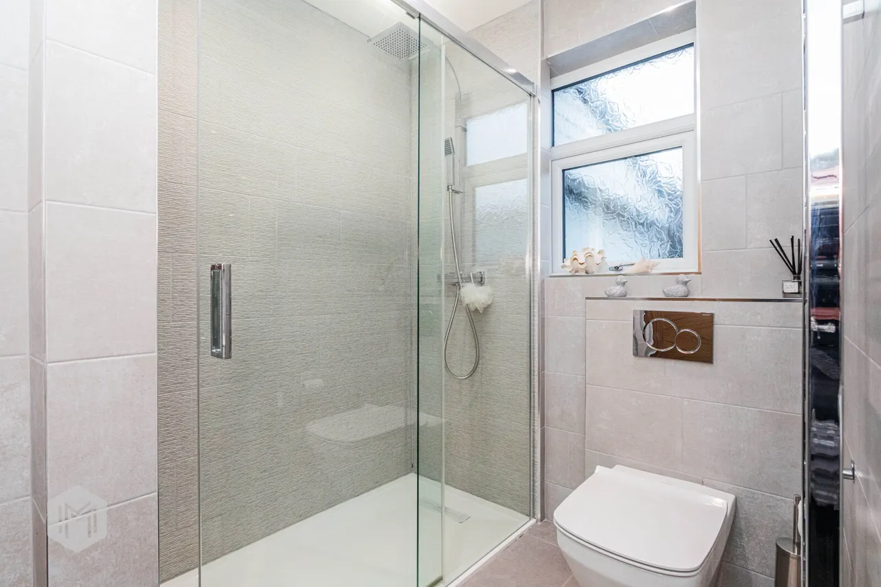 Laburnum Park, Bolton, BL2 3BX, photo 9