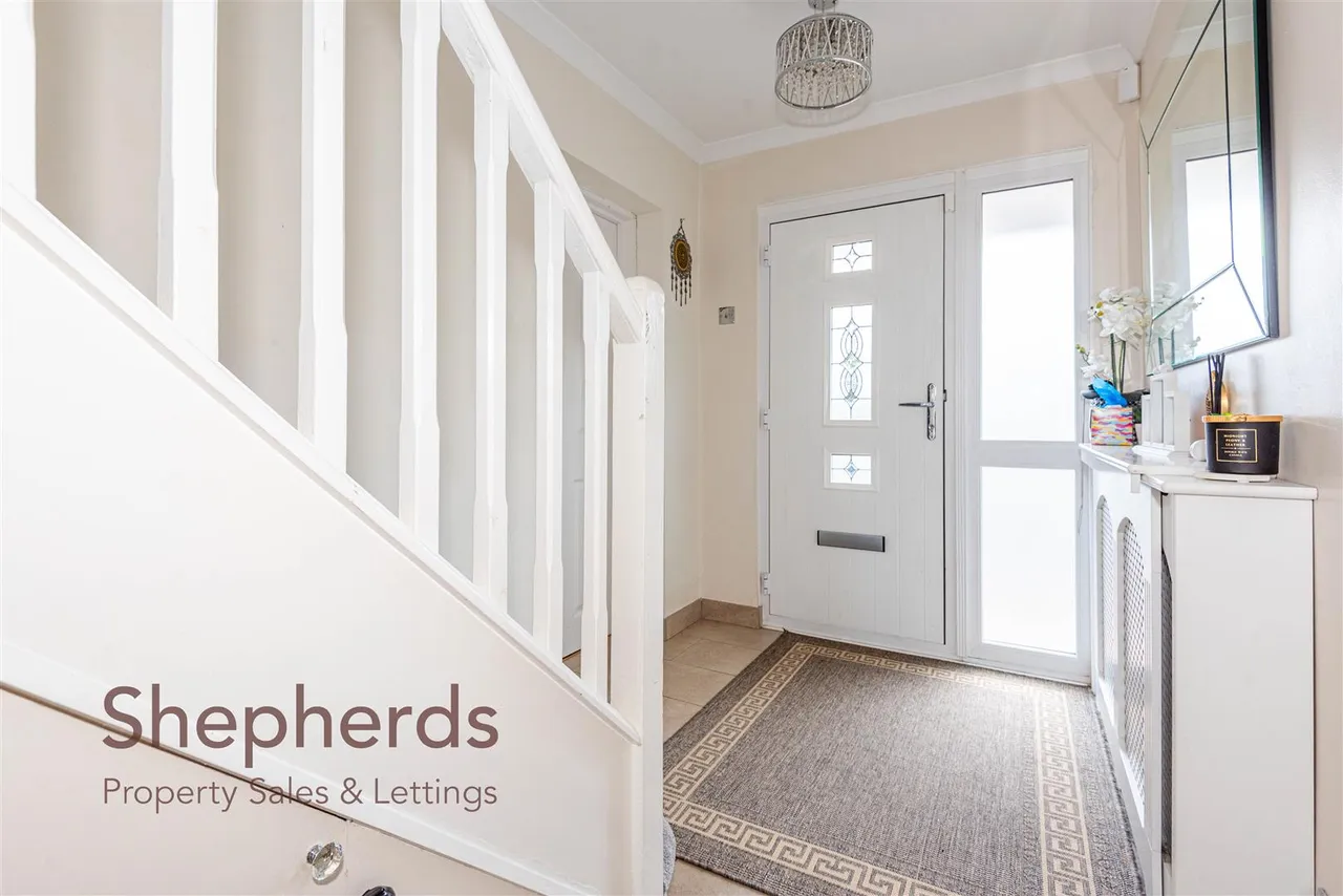 Westlea Road, Broxbourne, EN10, photo 3