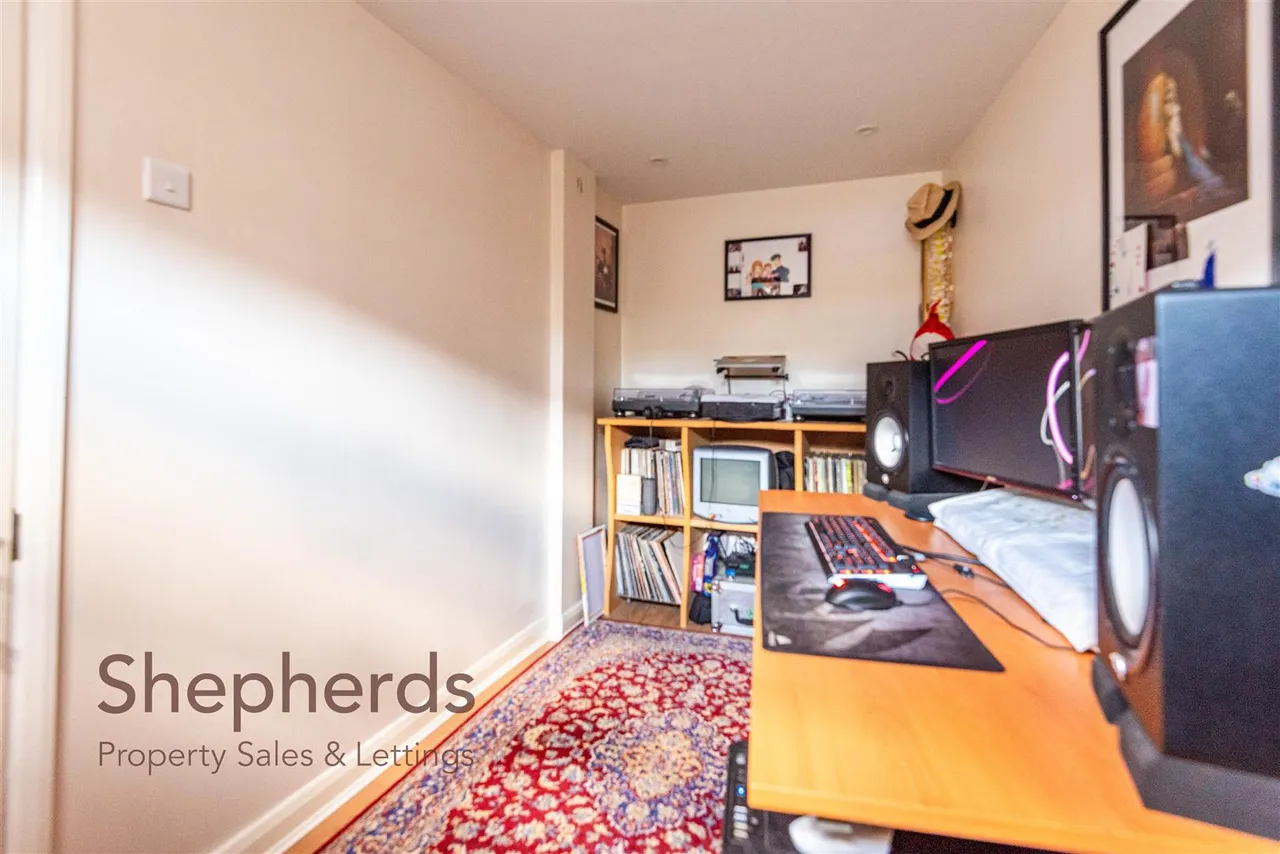 Westlea Road, Broxbourne, EN10, photo 23