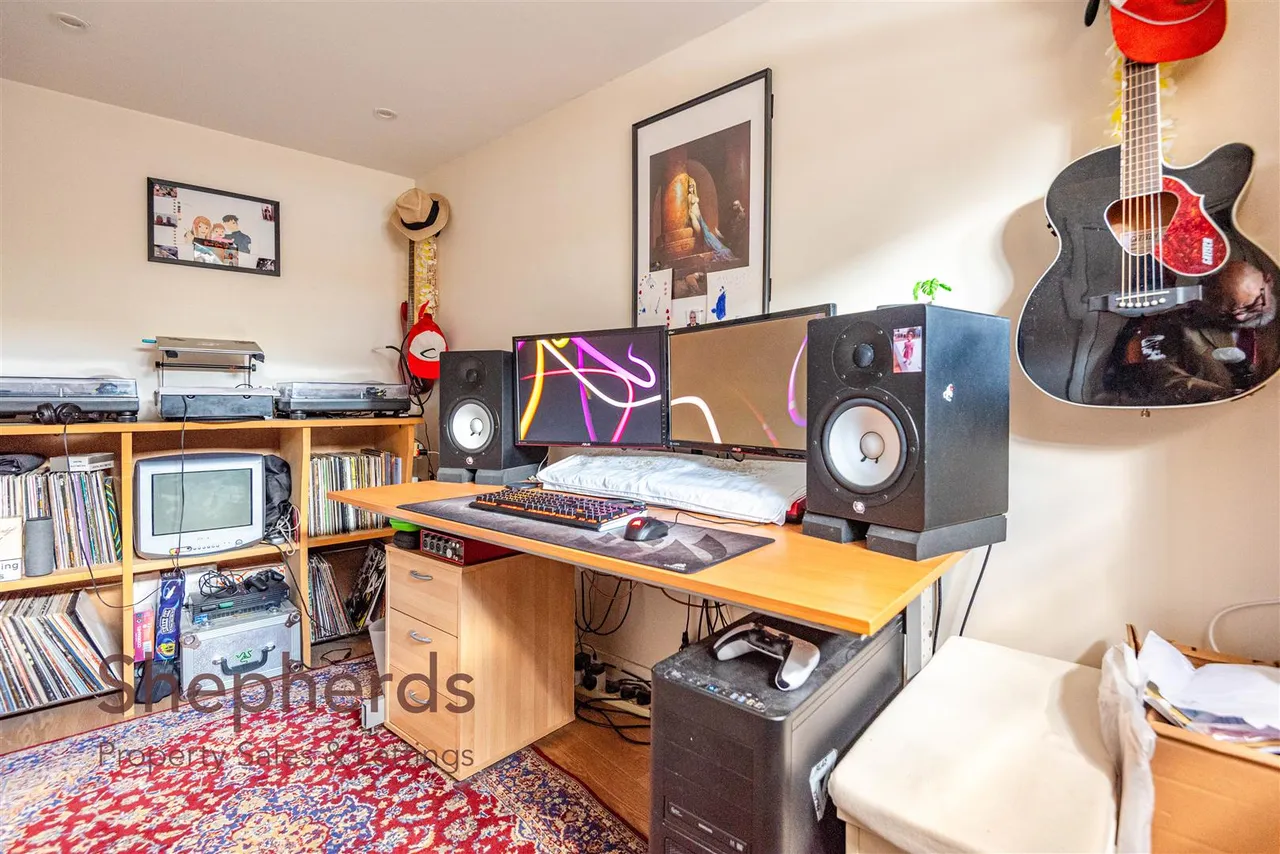 Westlea Road, Broxbourne, EN10, photo 9