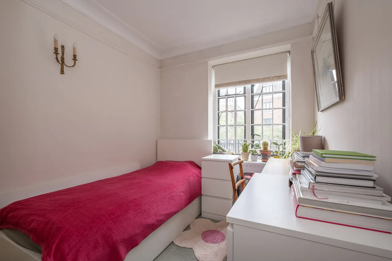 Manor Fields, London, SW15, photo 9