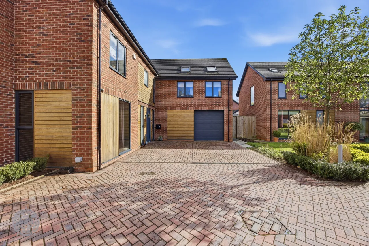 The Old Courtyard Culcheth Hall Drive, Culcheth, Warrington, WA3 4PU, photo 52