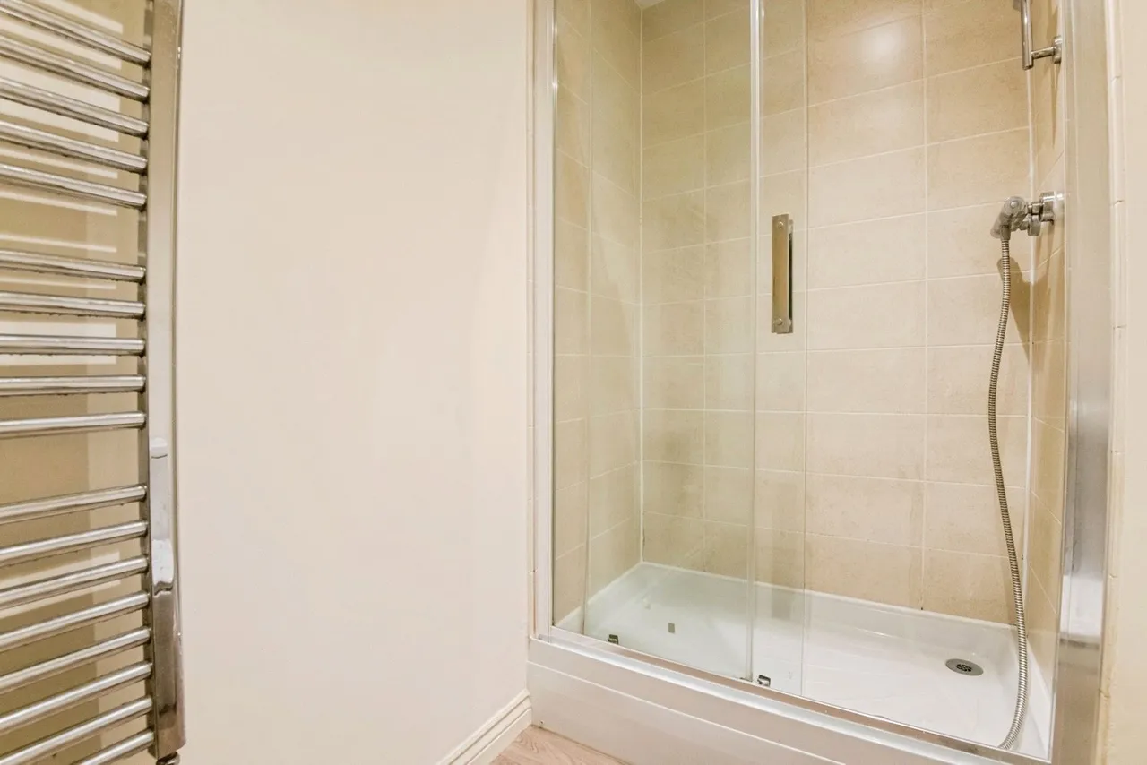 Richmond Court, Exeter, EX4, photo 15