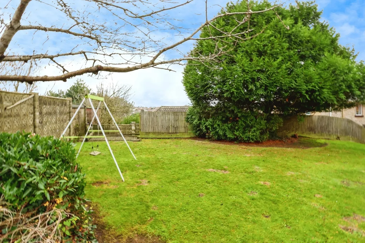 Albert Road, Poole, BH12, photo 2