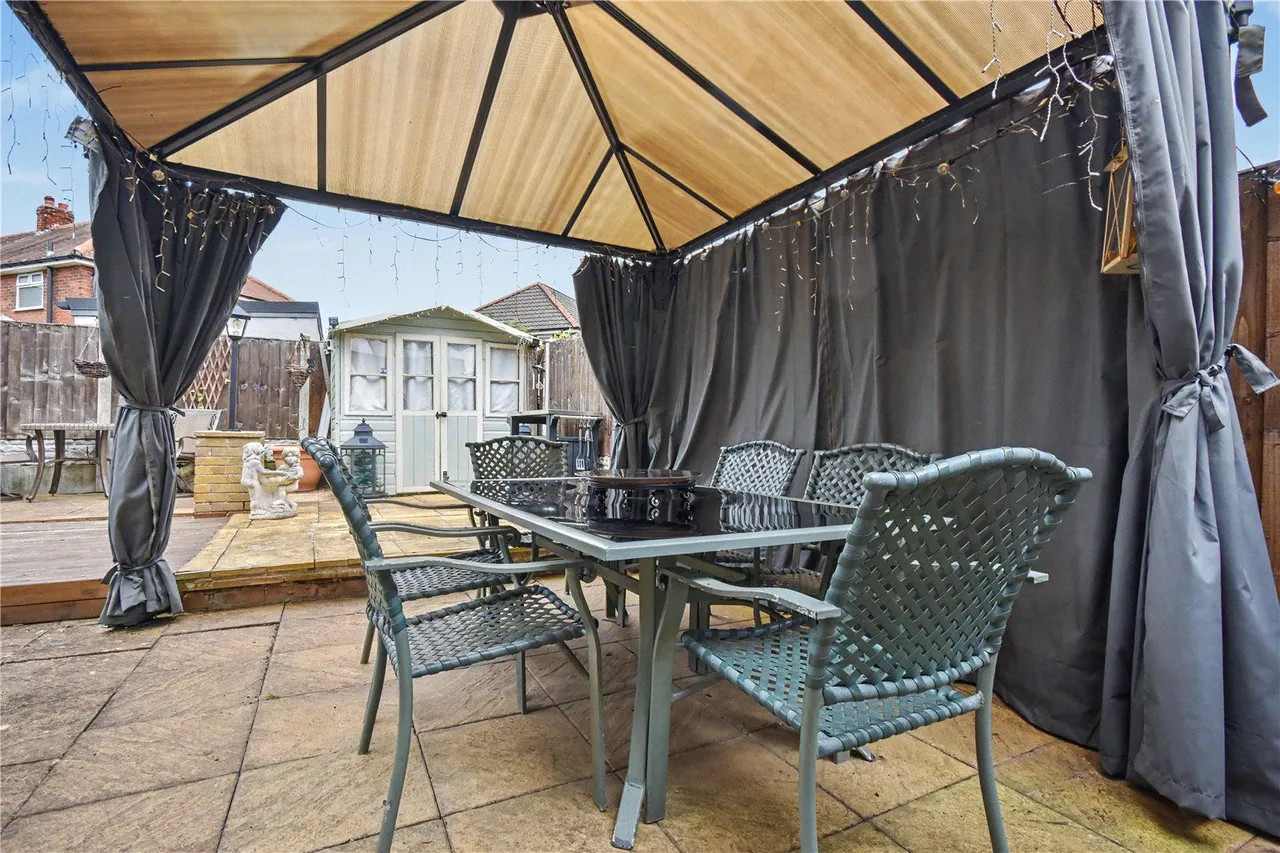 Goodwood Avenue, Kippax, LS25, photo 17