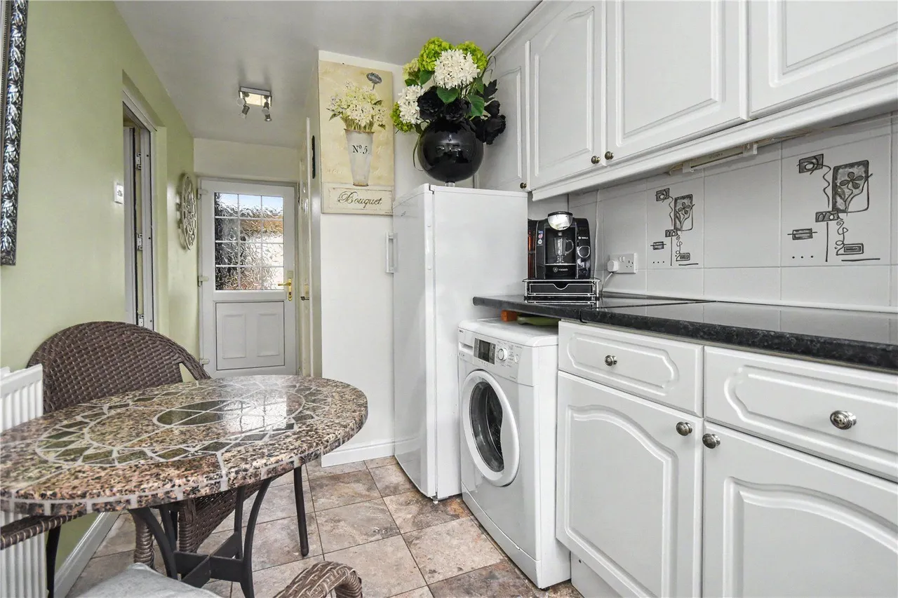 Goodwood Avenue, Kippax, LS25, photo 16