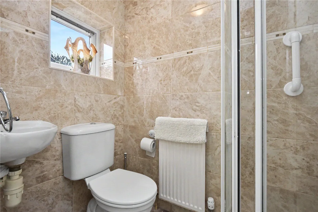 Goodwood Avenue, Kippax, LS25, photo 10
